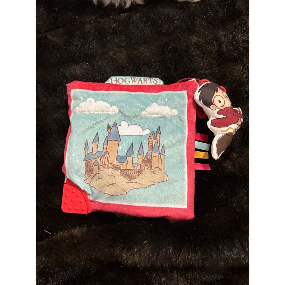 Harry Potter Hogwarts Quidditch Activity Square Baby Toy lovey